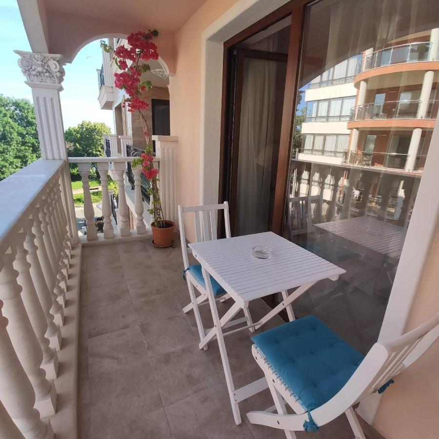 Valencia Gardens Deluxe Apartments Nesebar Esterno foto